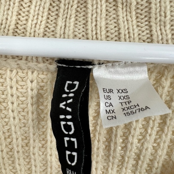 H&M Divided cream sleeveless sweater size XXS - Picture 3 of 8